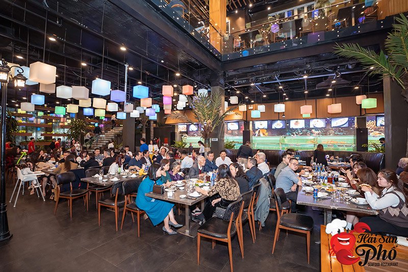 Hải Sản Phố là nhà hàng tổ chức tiệc gia đình lý tưởng tại Hà Nội