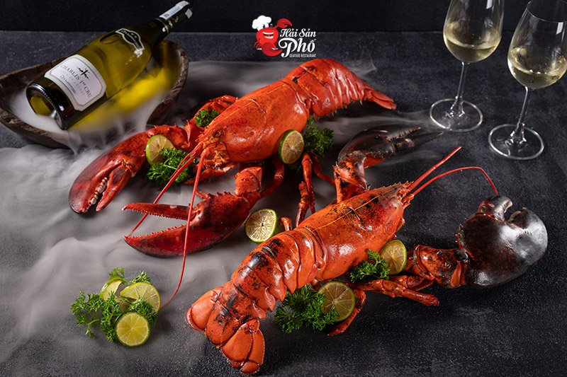 Thưởng thức thực đơn hải sản cao cấp với Tôm hùm Alaska bỏ lò