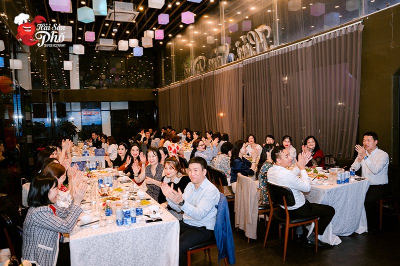 Hải Sản Phố - Nhà hàng tổ chức tiệc công ty hoàn hảo