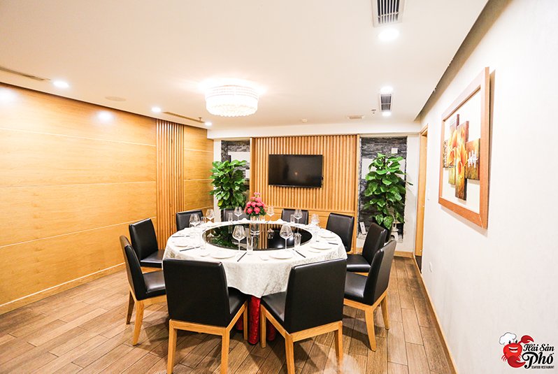 Hệ thống phòng VIP sang trọng mang tới không gian riêng tư cho những bữa tiệc thân mật