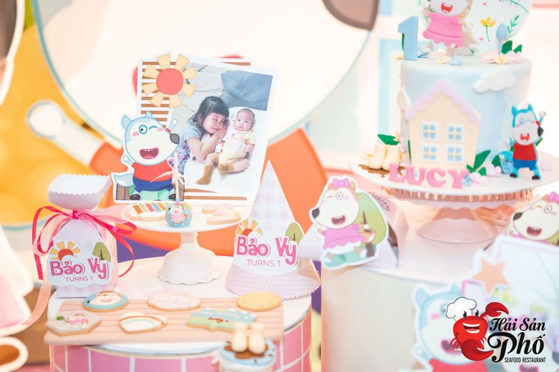 Là phong tục lâu đời nên tiệc thôi nôi phải chỉn chu và hoàn hảo.
