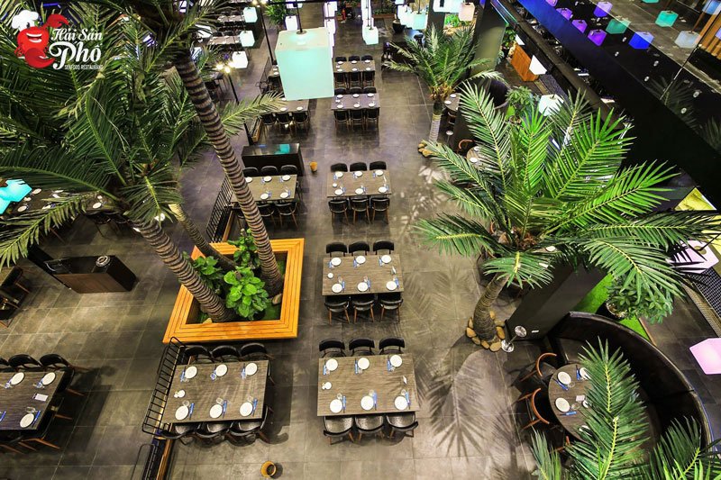 Không gian chung có sức chứa lớn là yếu tố cần cho bữa tiệc sinh nhật bé