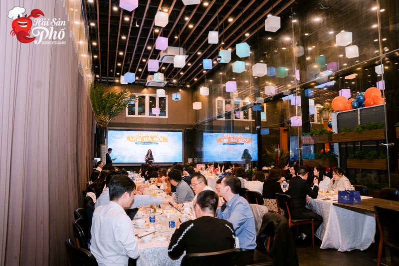 Khu S hiện đại với sức chứa 70 khách.