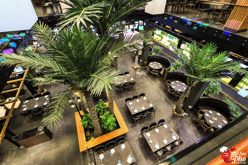 Không gian chung có sức chứa lớn tại 48 Liễu Giai.