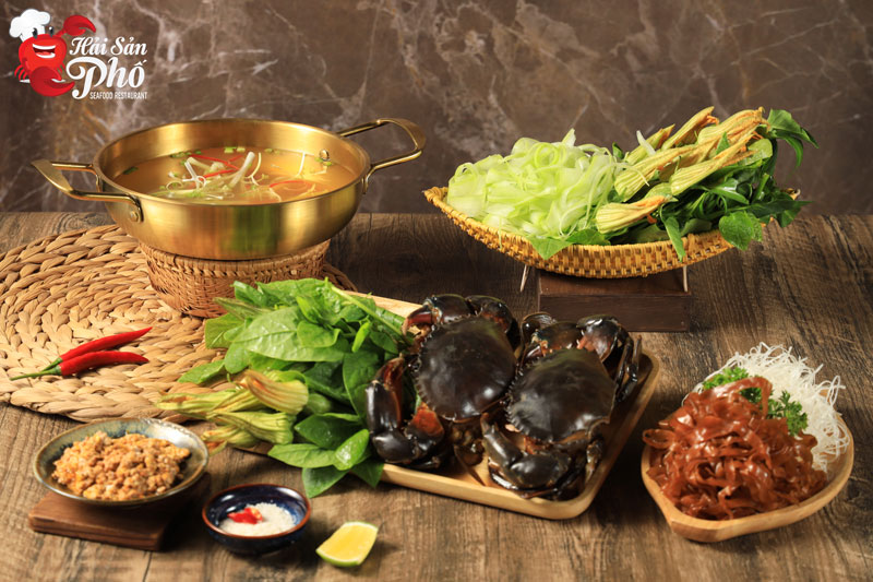 Thưởng thức lẩu cua bầu Hà Nội, thực khách dần đã quen với hương vị tại Hải Sản Phố.