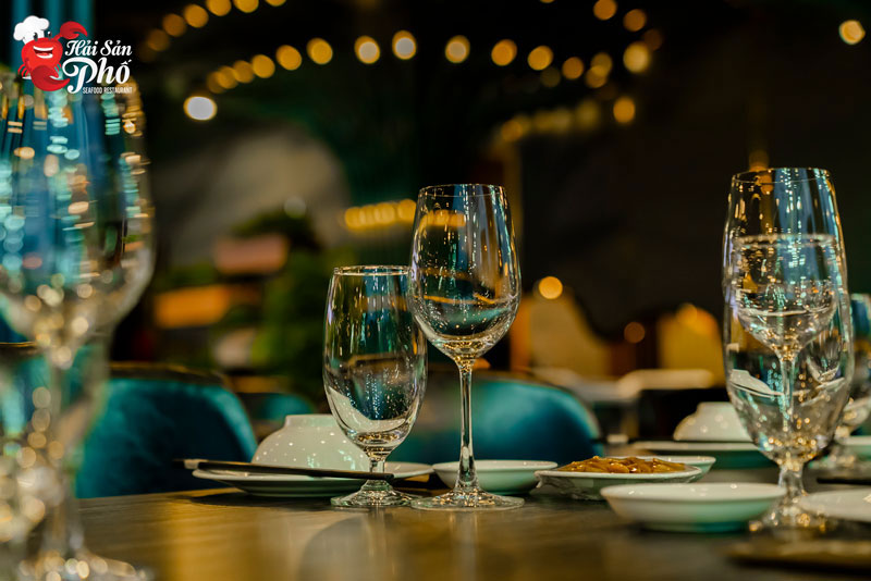 Tiệc cuối năm mang ý nghĩa quan trọng và được mọi người yêu thích, mong đợi.