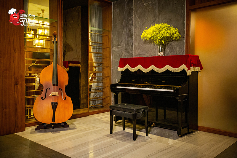 Hệ thống phòng VIP được trang bị đầy đủ tiện nghi âm thanh, ánh sáng