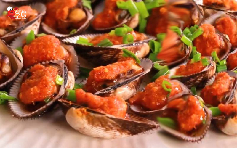 Sò dương nướng sa tế hấp dẫn thực khách từ hương vị lôi cuốn tới vẻ ngoài bắt mắt