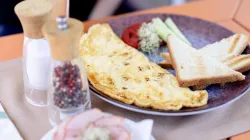 Bữa sáng bằng lò vi sóng: 6 món nhanh dưới 10 phút cho ngày bận