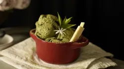 Cách làm kem trà xanh matcha tại nhà mịn béo, không cần máy