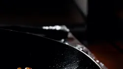 Tôm rang củ nén lá húng chanh: cách làm thơm lừng đưa cơm