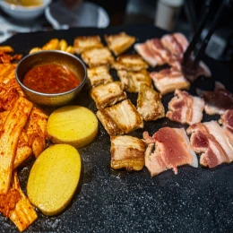 Ba chỉ nướng sốt Hàn Quốc