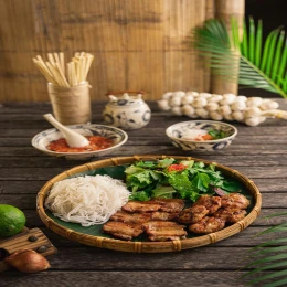 Bún thịt nướng