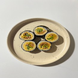 Cơm cuộn rong biển