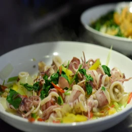 Gỏi mực