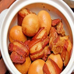Thịt kho tàu