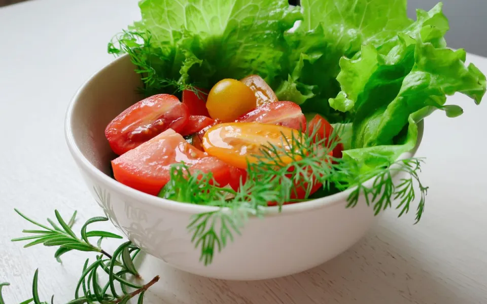 dinh dưỡng tuổi trung ni&ecirc;n