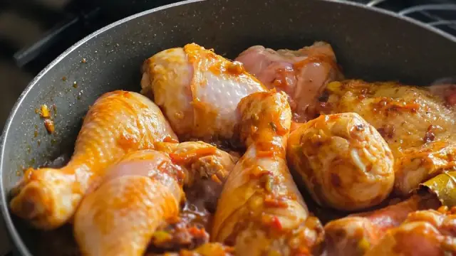 C&aacute;ch kho g&agrave; ngon: 8 m&oacute;n g&agrave; kho đậm đ&agrave;, dễ nấu cho bữa cơm nh&agrave;