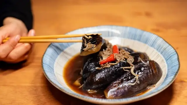 Lươn kho c&agrave; t&iacute;m: c&aacute;ch nấu đậm đ&agrave;, thơm ngon kh&ocirc;ng tanh