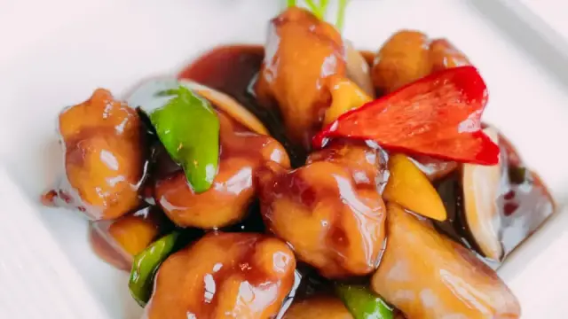 M&acirc;m cơm thịnh soạn 4 m&oacute;n đ&atilde;i cả nh&agrave; cuối tuần dễ nấu