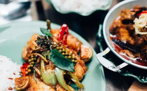 Nhà hàng SOI - Dusit Le Palais Tu Hoa - Âu Cơ