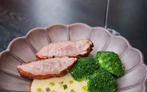 The Gourmet Corner - Tạ Hiện