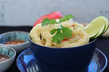 Mực chiên giòn rau mùi