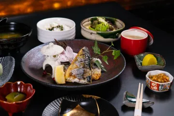 Set cá nướng và món kèm Nhật