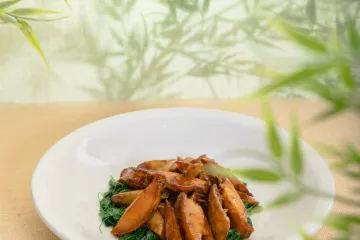 Nấm xào rau xanh