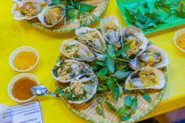 Hàu nướng sốt rau thơm