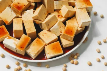 Đậu phụ rưới xì dầu