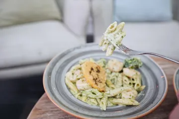 Mì penne tôm bông cải