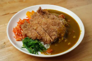 Cốt lết heo và cà ri Nhật