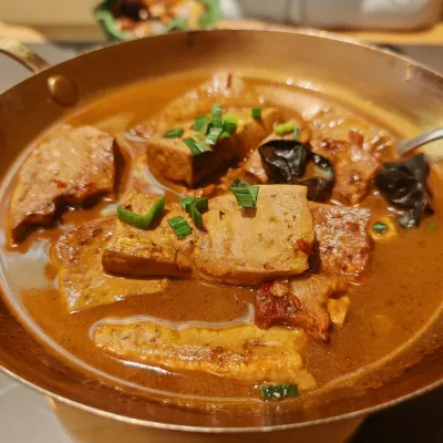 Sườn non kho đậu hũ