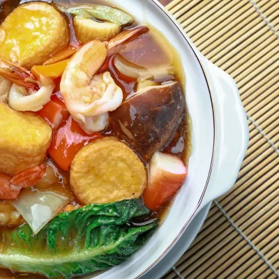 Công thức và cách làm món lẩu thập cẩm hải sản
