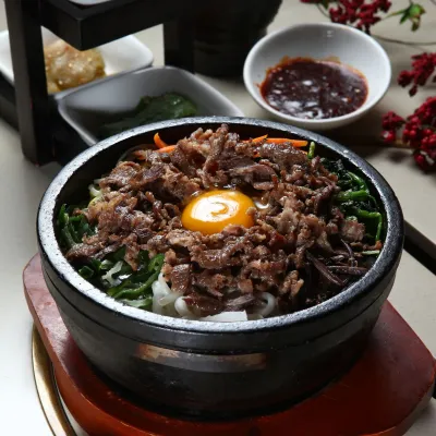 Cơm trộn bibimbap