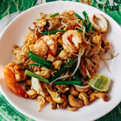 Phở xào kiểu Thái