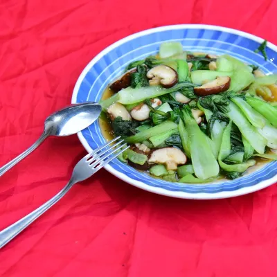 Công thức và cách làm món cải thìa xào nấm